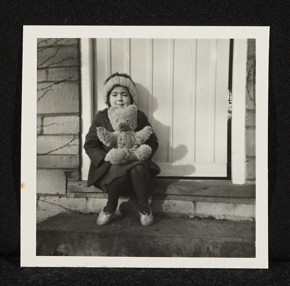 Jemima Brown photographed with Ted outside their home in Little Coxwell, prior to their move of a few miles to Uffington, where she and her family lived from 1976 to 1986